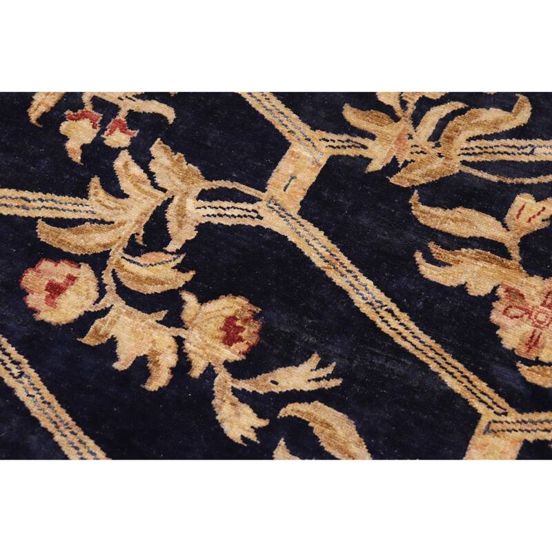 Hexagonal Trellis Floral Hand-Knotted Wool Area Rug