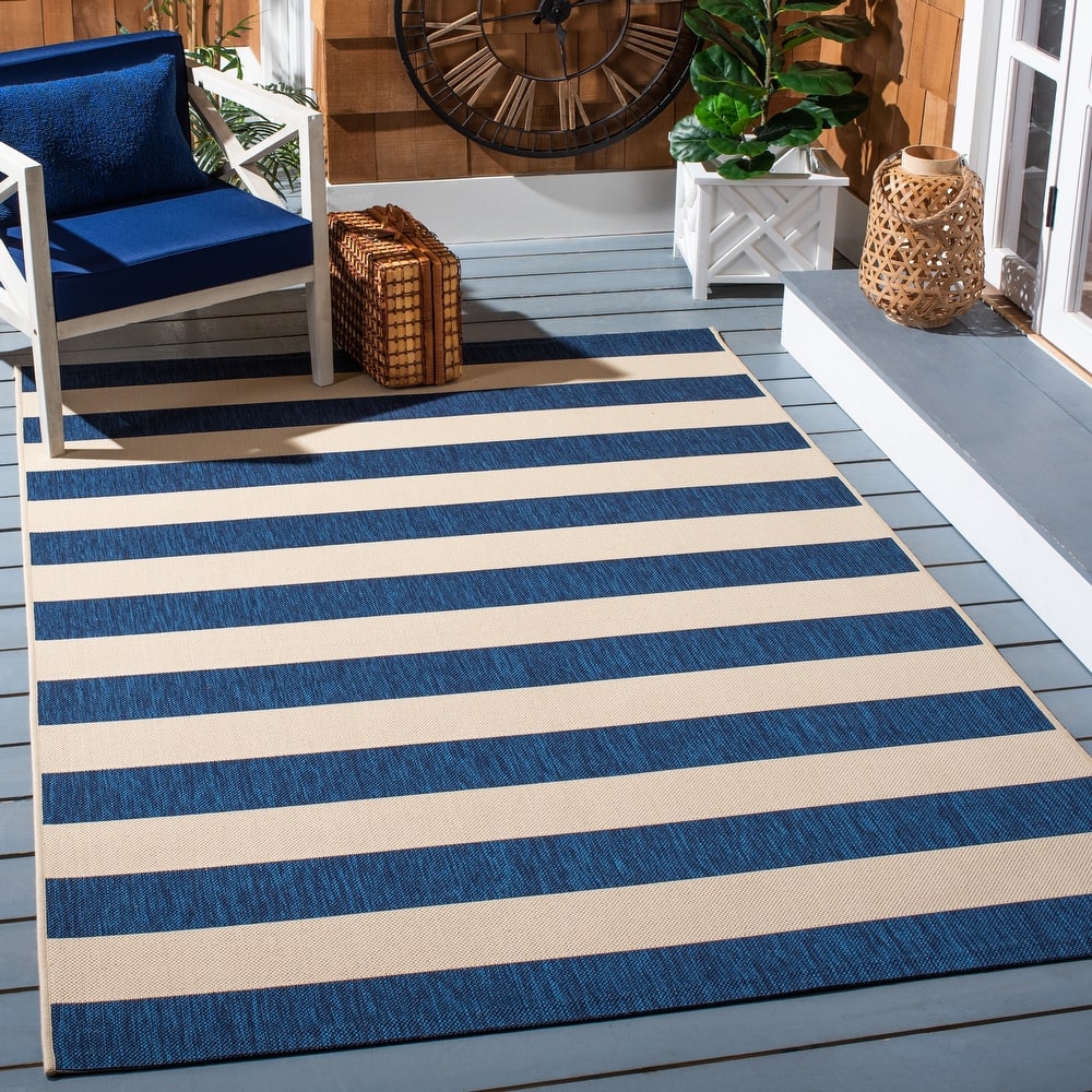 SAFAVIEH Courtyard Maysa Indoor/ Outdoor Waterproof Backyard Patio Rug