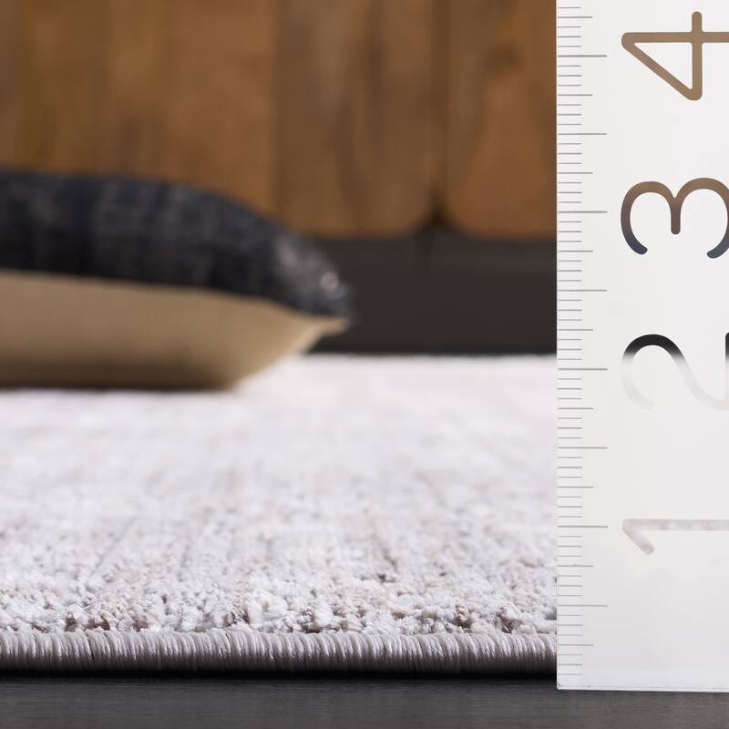 SAFAVIEH Garnet Opal Modern Contemporary Rug