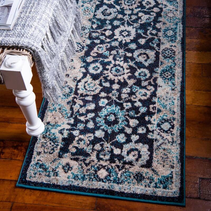 Traditional Koakburg Collection Area Rug - Navy Blue - 2'2"x6'