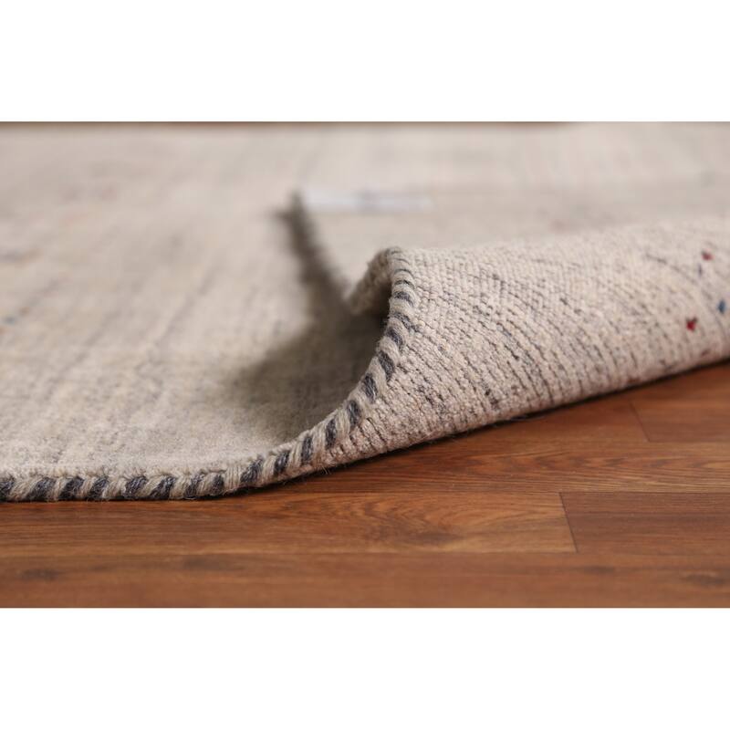 Hand Knotted Oriental 100% Wool Carpet Tribal Tribal Beige & Ivories Gabbeh Area Rug - 7' 9'' X 5' 0''