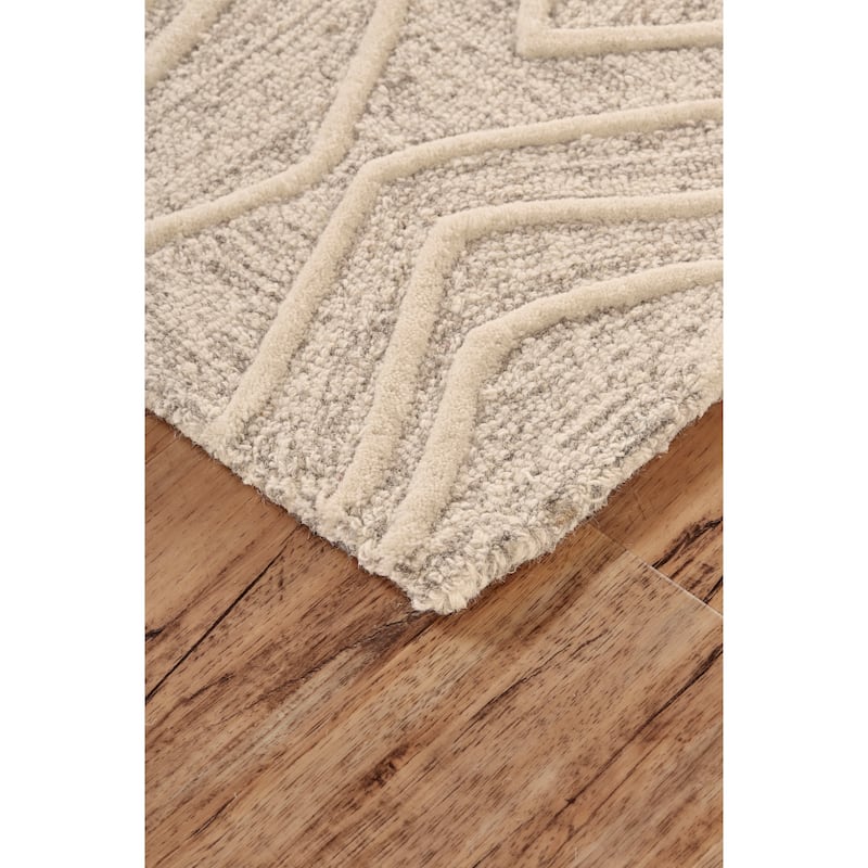 Grand Bazaar Fadden Hand Tufted Diamond Transitional Area Rug