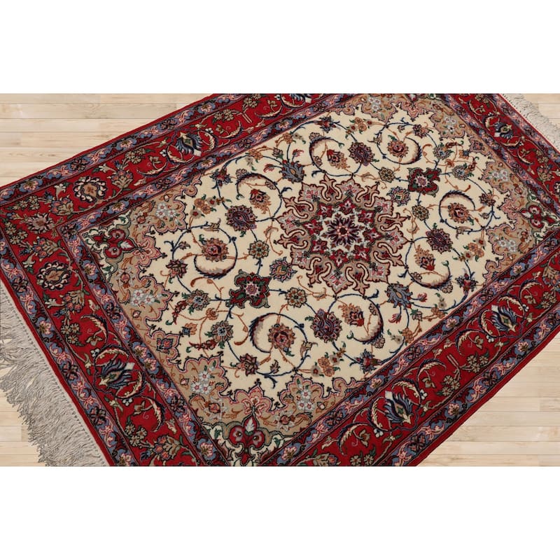 3'8''x5'4'' Hand Knotted Wool Ivory Isfahan Traditional 400 KPSI Rug - 3' 8'' x 5' 4''