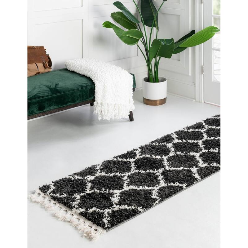 Shag Brico Collection Area Rug - 2'7"x8'2" - Black-White