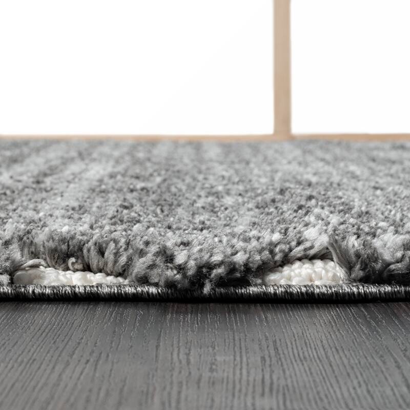 Trellis Area Rug in Grey and Cream,8' x 10' - 8' x 10'