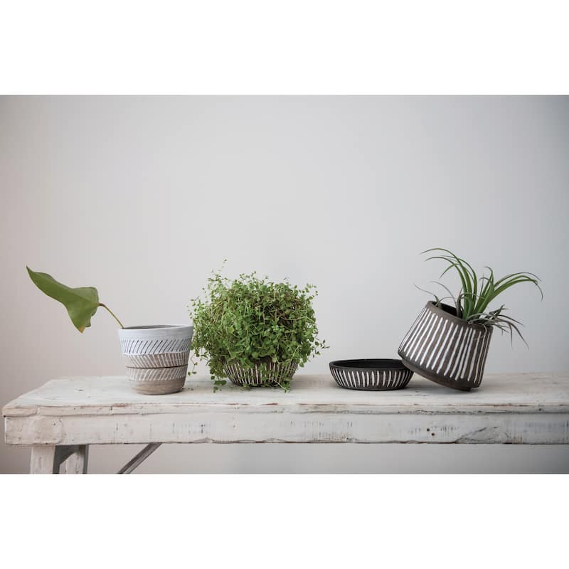 S/2 Terra cotta Pots w Saucers