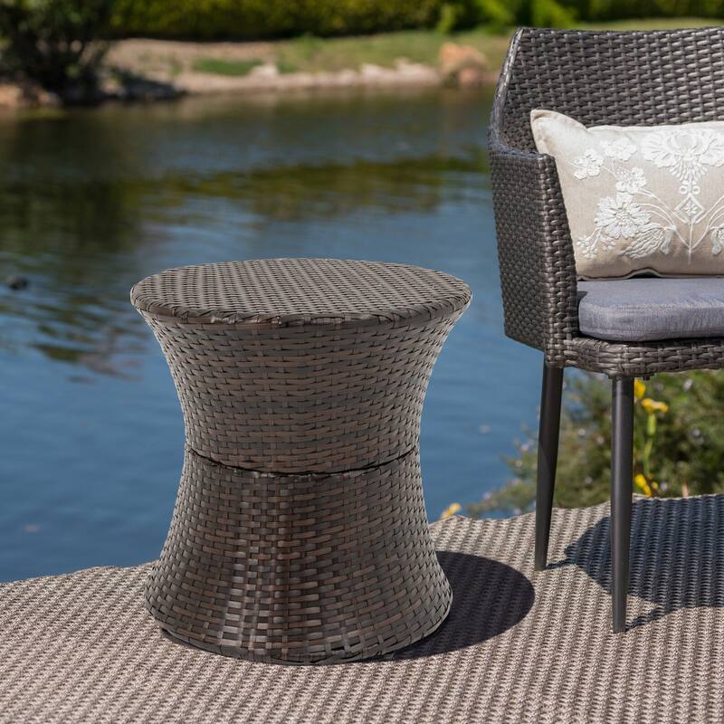Outdoor Patio 20"Tall Round Wicker Accent Side Table