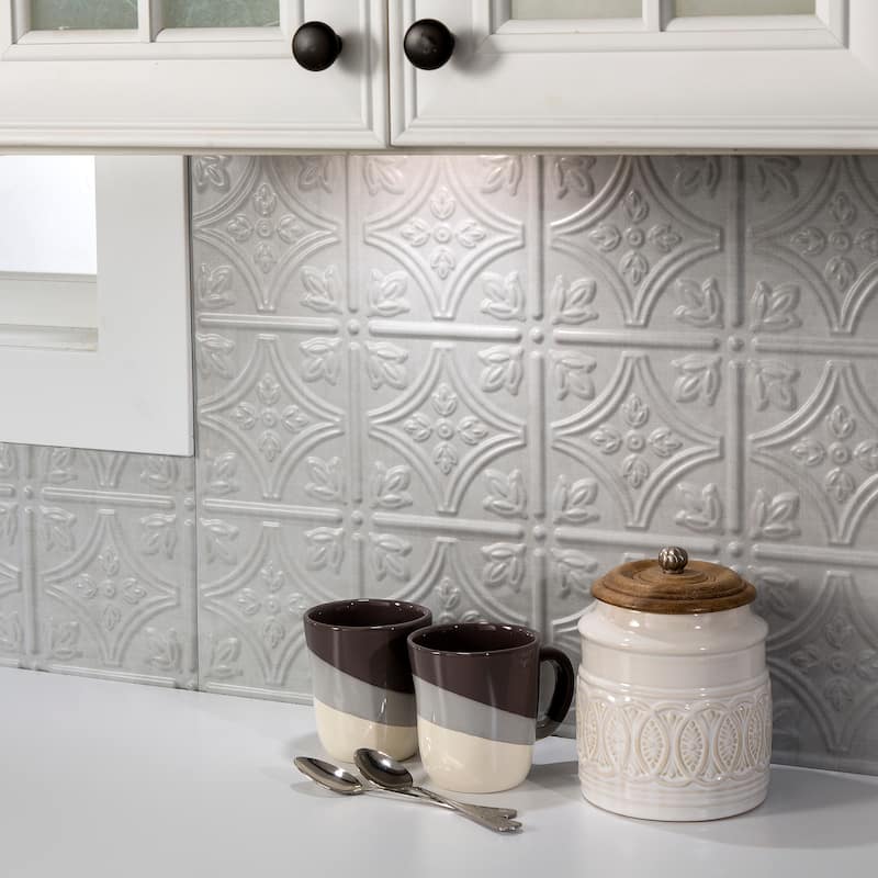 FASÄDE Traditional Style 1 Decorative Vinyl Backsplash Panel