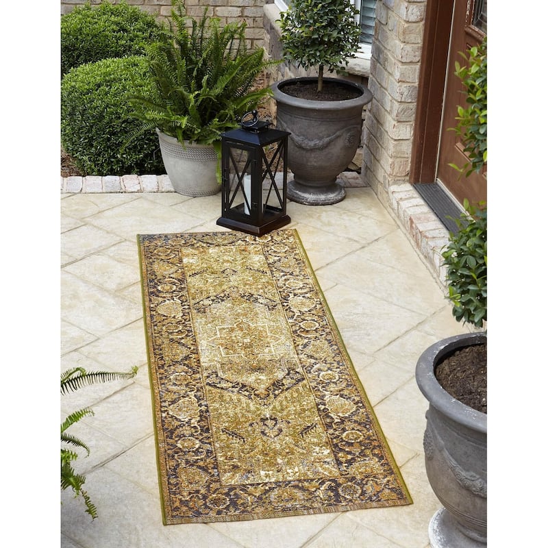 Outdoor Nirie Collection Area Rug - Green - 2'x6'