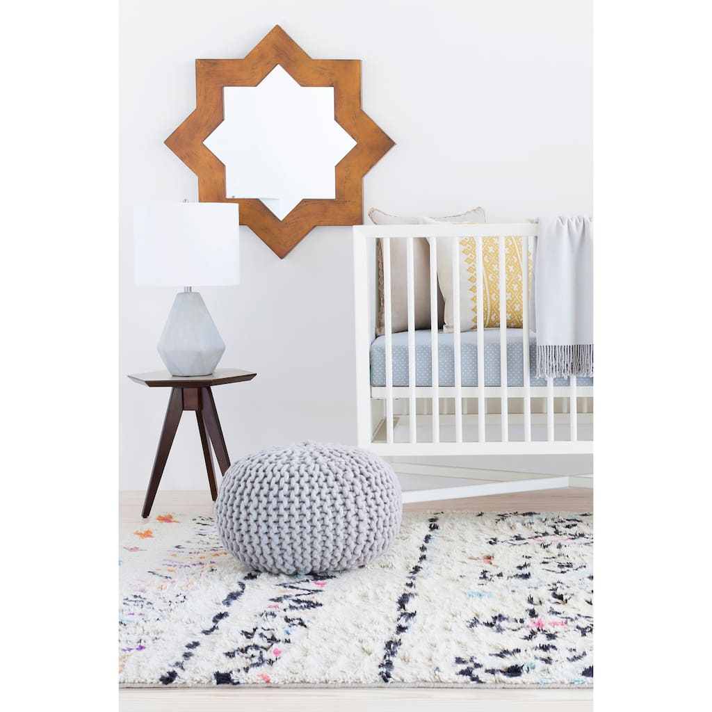 Hand Knotted Delancey Wool Area Rug - 6' x 9'
