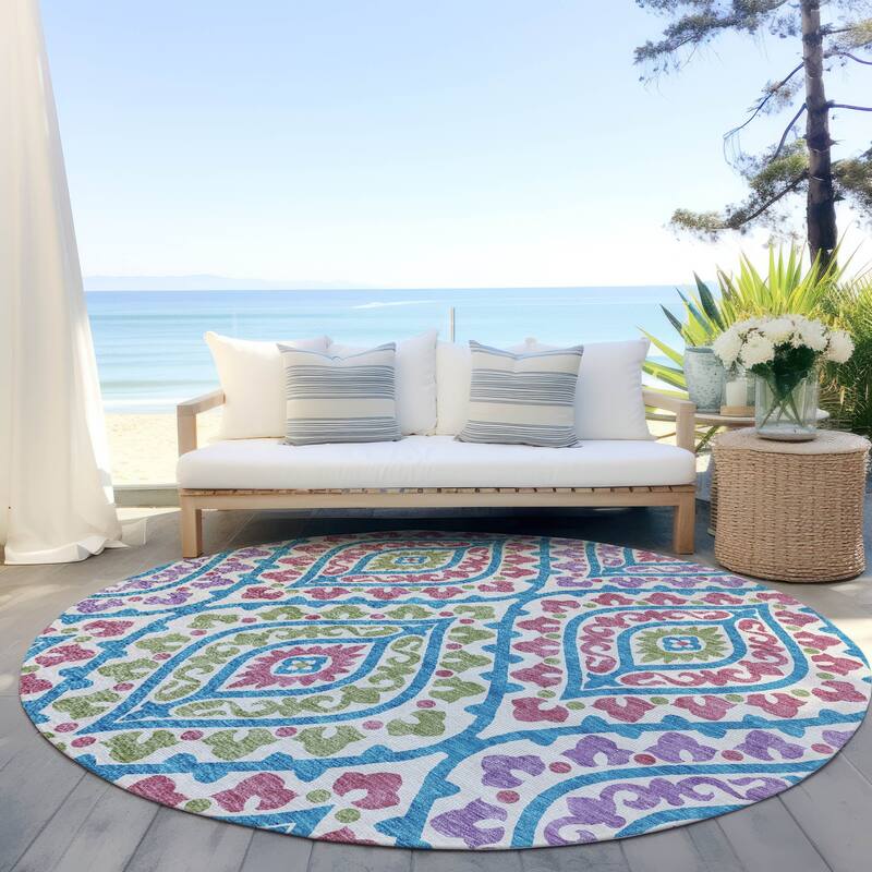 Machine Washable Indoor/ Outdoor Chantille Ttransitional Medallion Rug - White - 8' x 8'