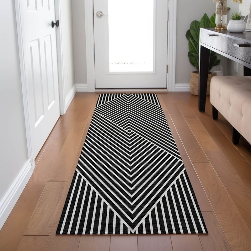 Machine Washable Indoor/ Outdoor Modern Geo Chantille Rug