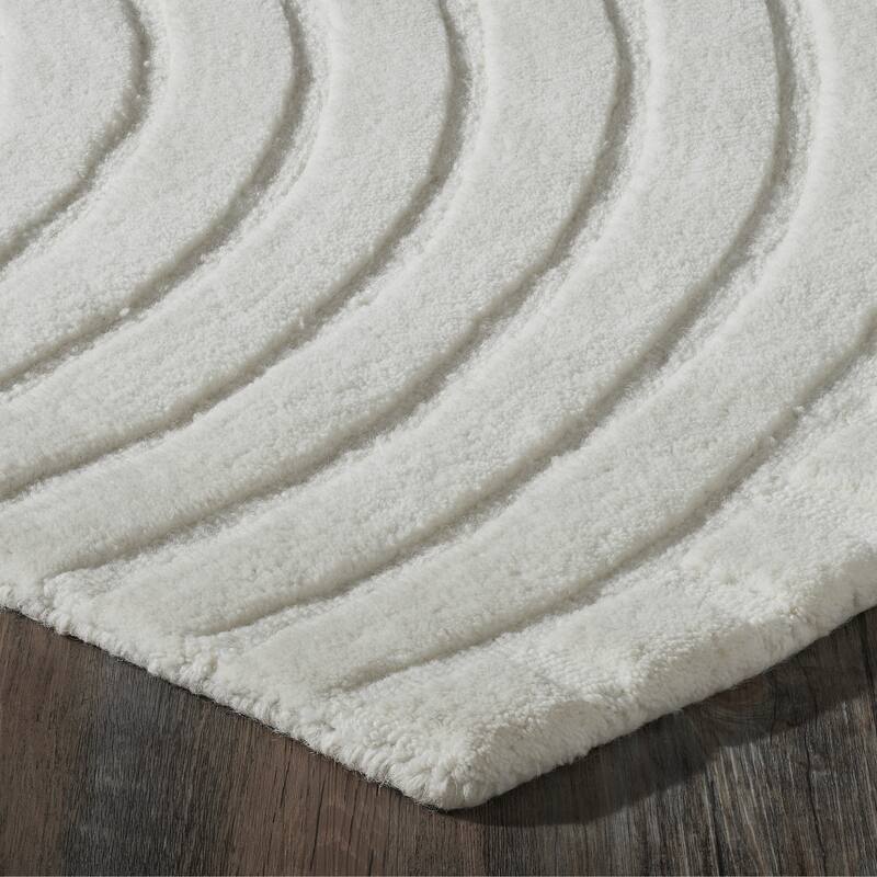 Cantu 7'10" x 10'2"" ft Handwoven Indoor Rug, Ivory - 7'10" x 10'2"" ft