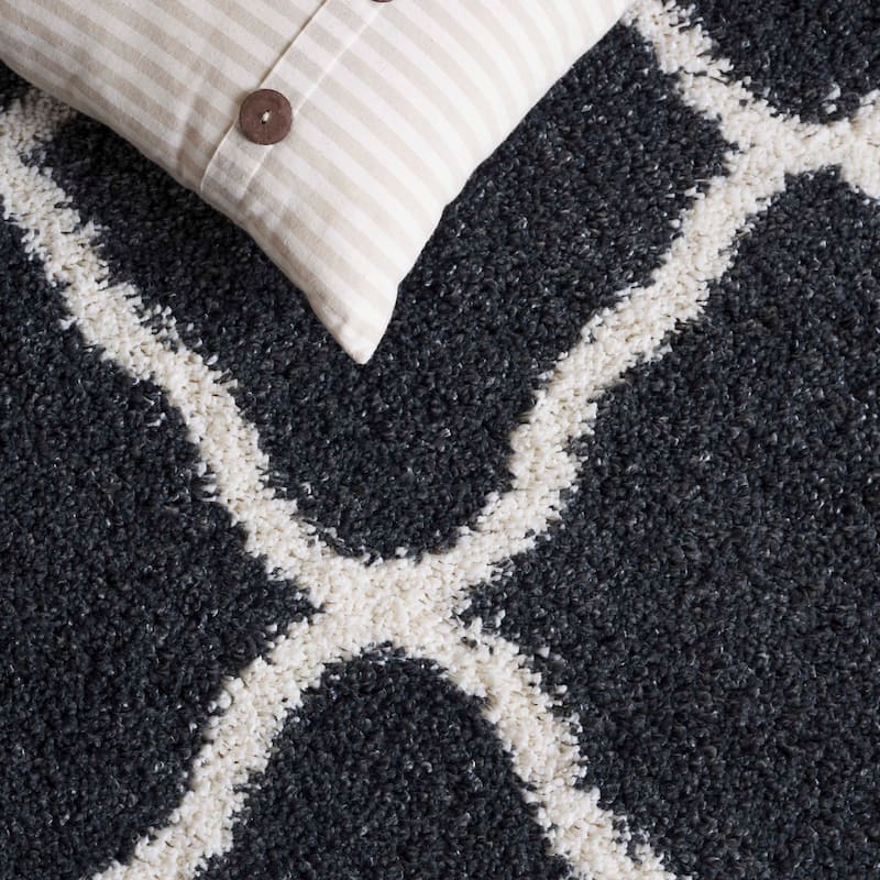 SAFAVIEH Hudson Shag Athena Trellis 2-inch Thick Rug