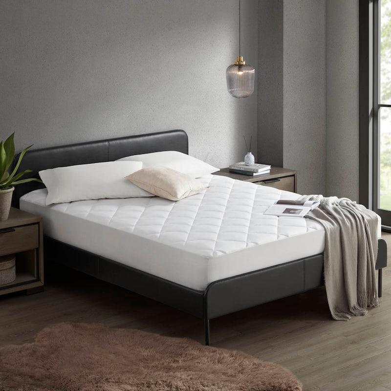 Overfilled Deep Pocket White Mattress Pad - White - King