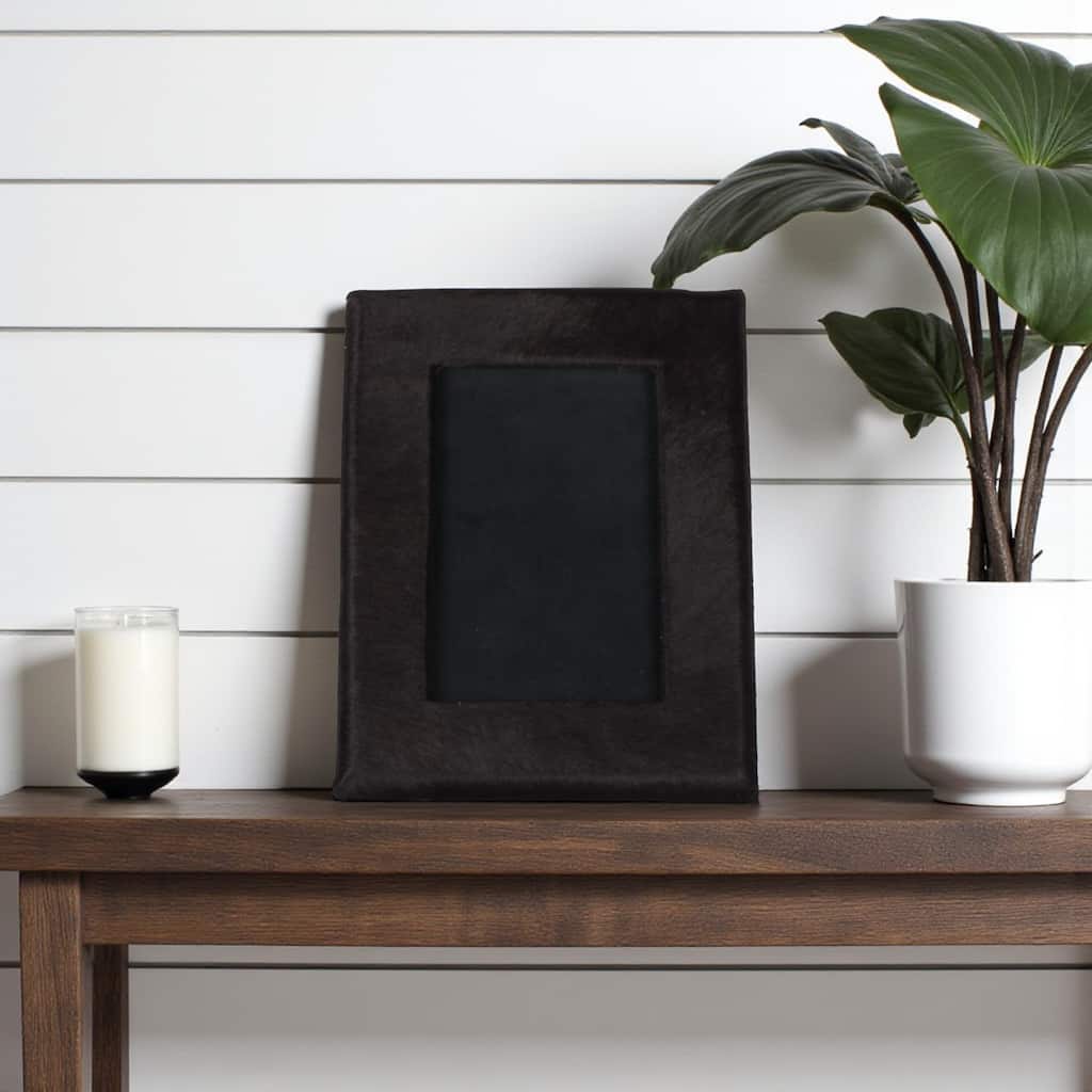 HomeRoots 7" x 9" Black, Cowhide - 4" x 6" Picture Frame