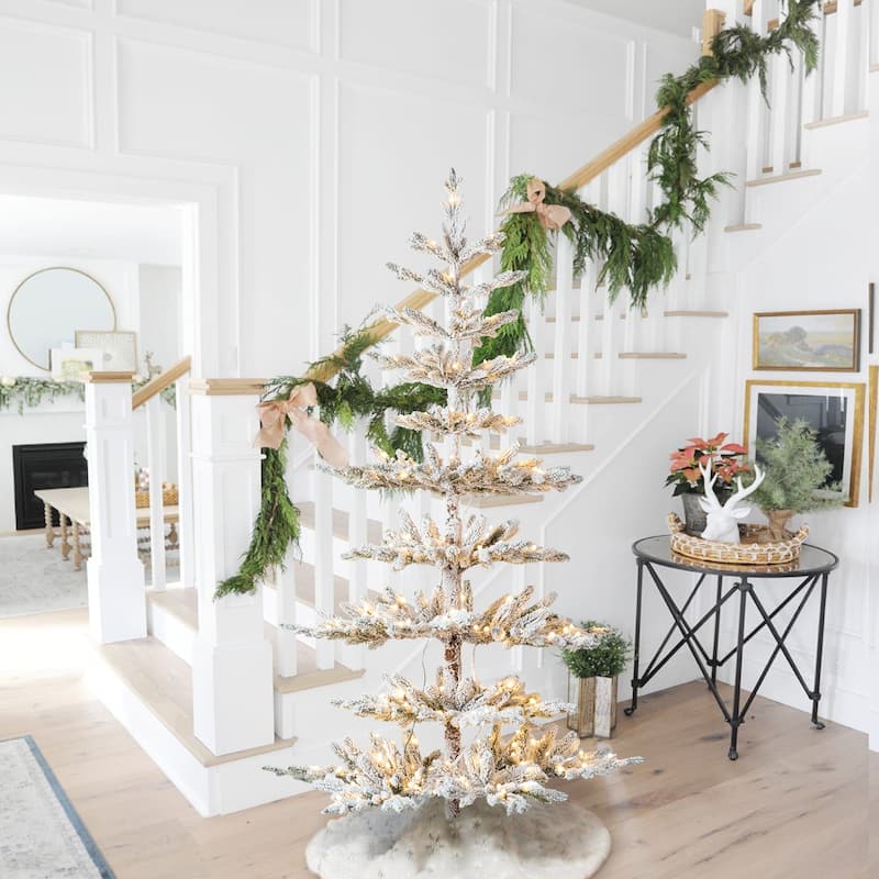 Glitzhome 6ft/7ft/9ft Deluxe Pre-Lit Flocked Slim Fir Artificial Christmas Tree with Warm White Lights