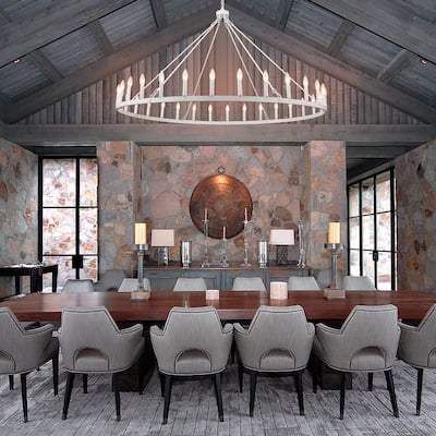 Vyolette 60 in. 30-Light Extra Large Farmhouse Round Wagon Wheel Chandelier, Classic Dining Room Living Room Chandelier
