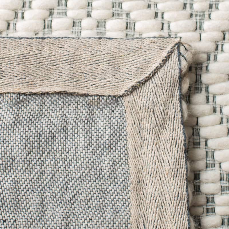 SAFAVIEH Marbella Mechtild Wool Rug