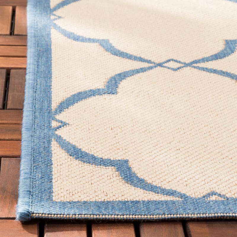 SAFAVIEH Beach House Caetana Indoor /Outdoor Waterproof Patio Backyard Rug