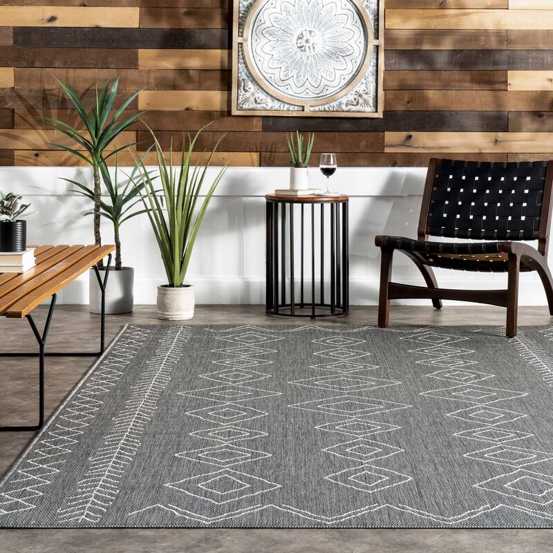 Nuloom Serna Moroccan Indoor/Outdoor Area Rug