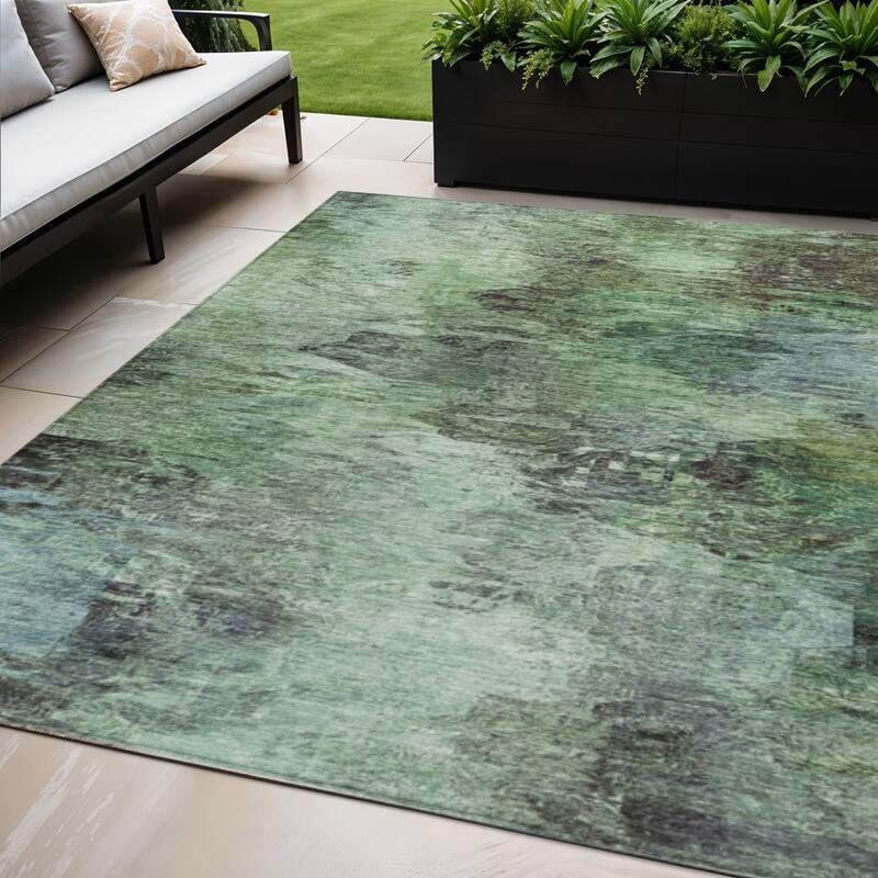 HomeRoots Abstract Transitional Rectangle Outdoor Rug - 5' X 8'