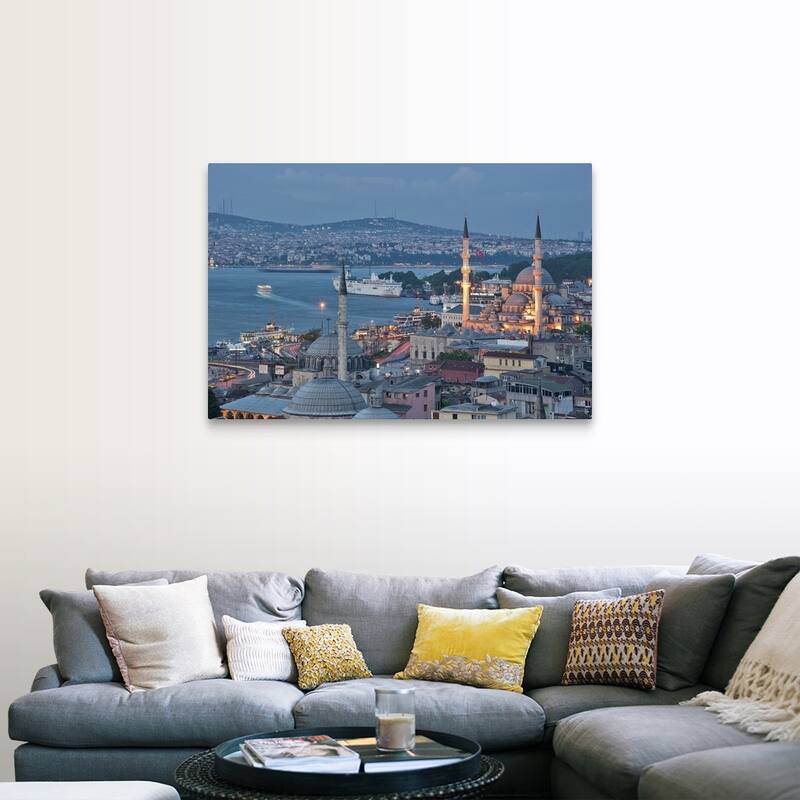 "Mosque of Valide Sultan in Eminonu, Istanbul, Turkey." Canvas Wall Art - 48" x 32"