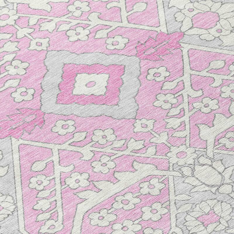 HomeRoots Floral Transitional Rectangle Outdoor Rug