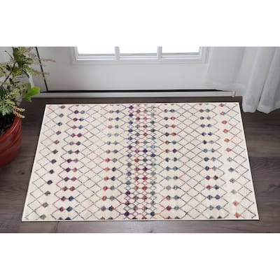 HomeRoots Geometric Modern Rectangle Area Rug - 36 in. x 27 in. x 0.4 in.