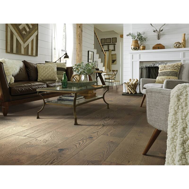 Anderson Tuftex AA818 Buckingham 8" Wide Wire Brushed Engineered Oak