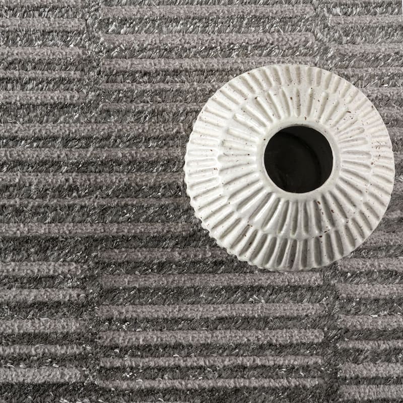 Nuloom Xanthe Geometric Area Rug
