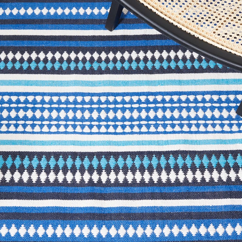 SAFAVIEH Handmade Montauk Nellwyn Cotton Rug