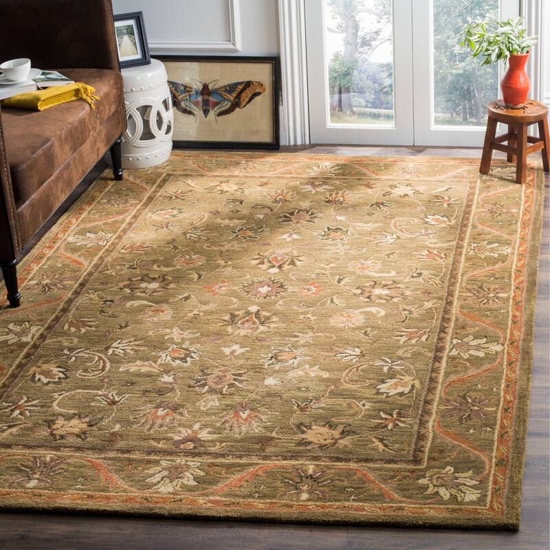 SAFAVIEH Handmade Antiquity Manerva Traditional Oriental Wool Rug - 8'3" x 11' - Olive/Gold