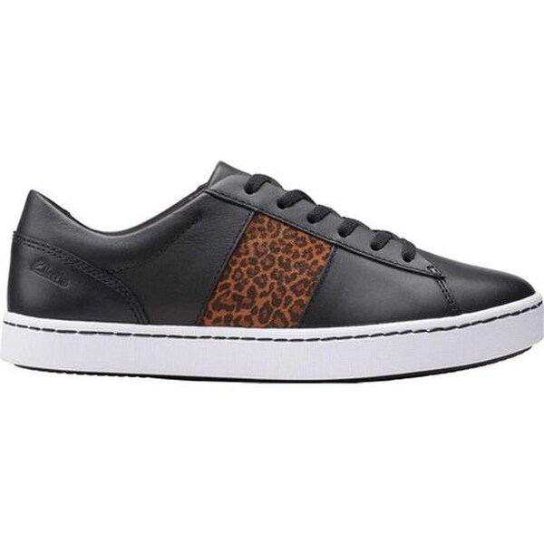 Clarks Women's Pawley Rilee Sneaker