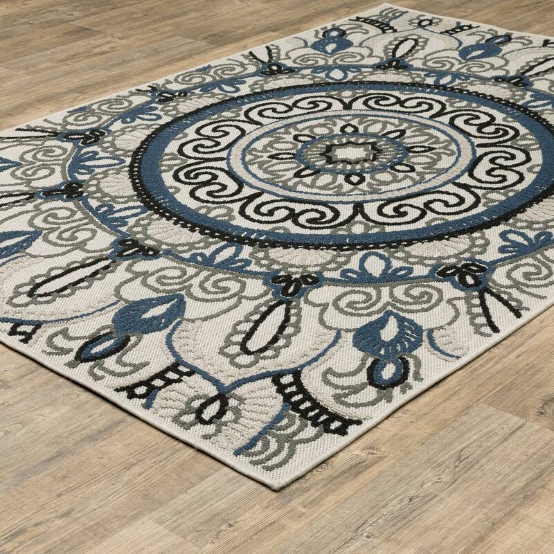 Vista Home Talcot Bohemian Medallion Gray/Blue Indoor-Outdoor Area Rug