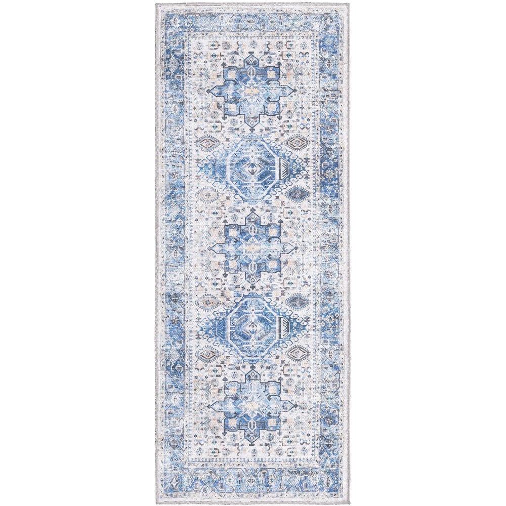 Traditional Tira Collection Area Rug