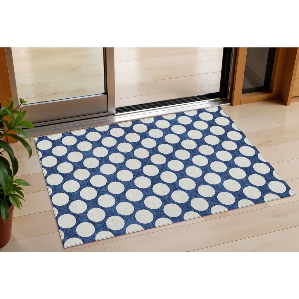 HomeRoots Polka Dot Transitional Rectangle Outdoor Rug