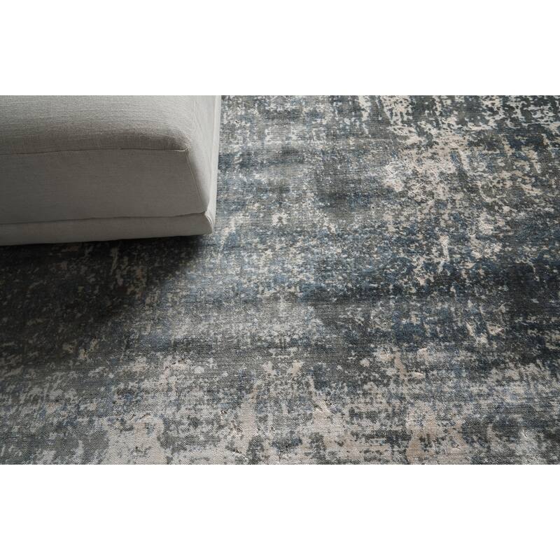 EXQUISITE RUGS Reflections Hand-loomed Bamboo Silk Blue/Ivory Area Rug.