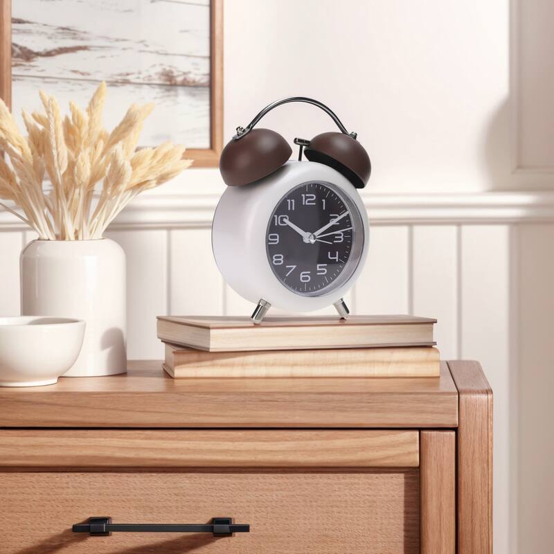Old Fashioned Circle Loud Alarm Clock with Night Light Battery Operated for Heavy Sleepers Adults Teenagers 5.9 x 4.3 x 2 inch - Brown