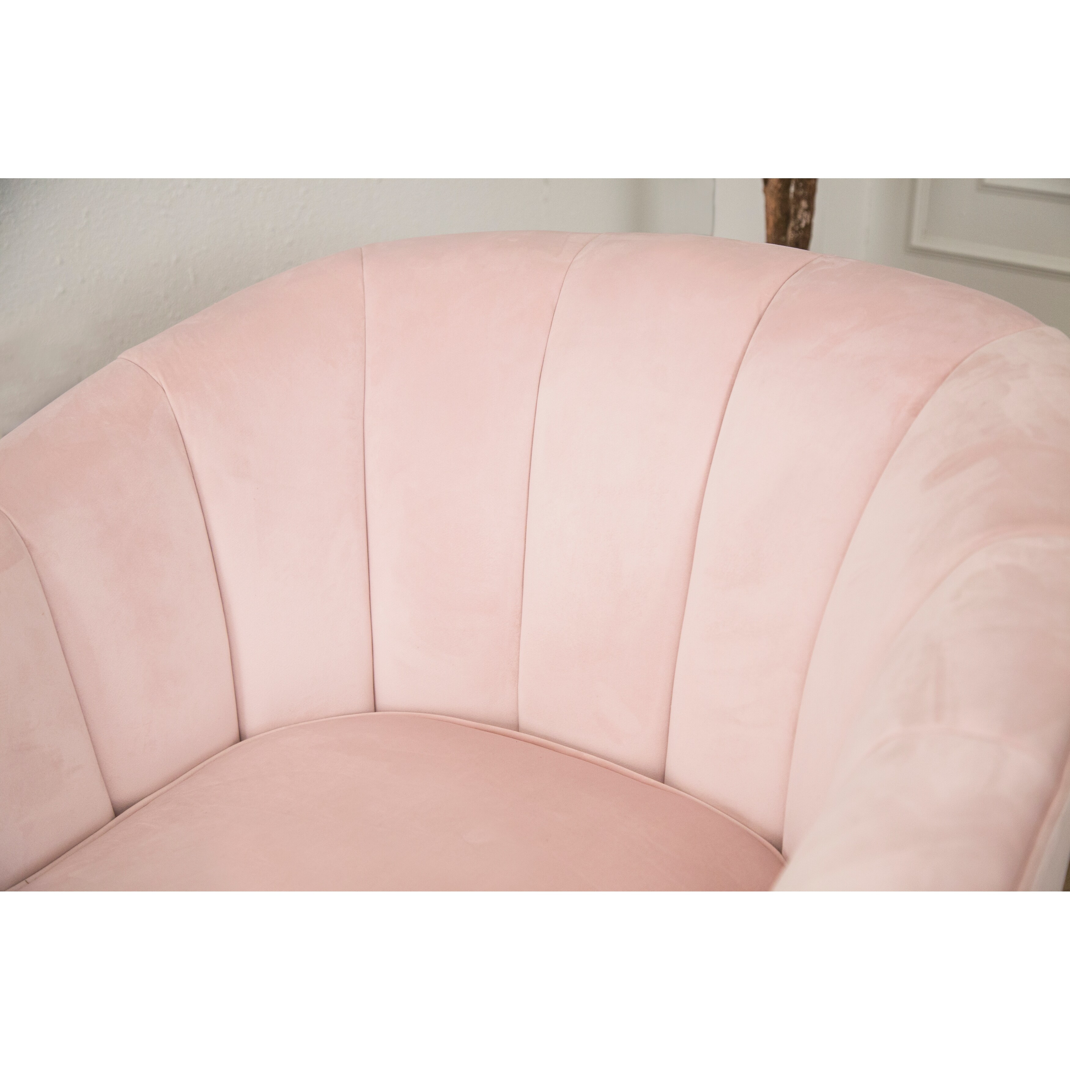 https://ak1.ostkcdn.com/images/products/is/images/direct/422cd3f9895d4d2d1a0be9cc7c509fea73eed79a/Abbyson-Channel-Tufted-Velvet-Accent-Chair%2C-Blush-Pink.jpg