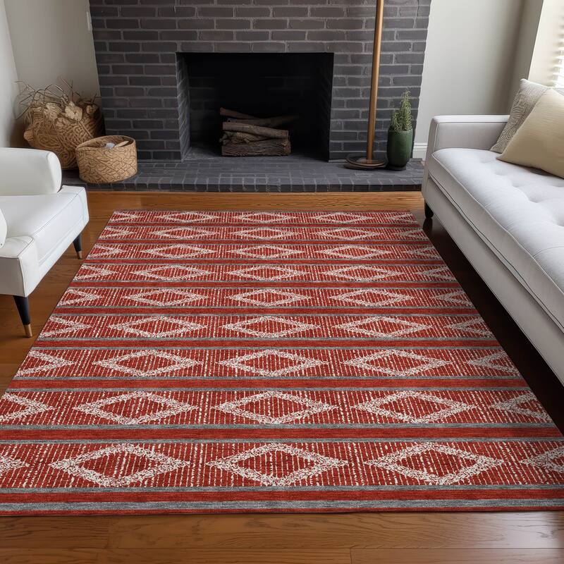 Machine Washable Indoor/ Outdoor Diamond Stripe Chantille Rug
