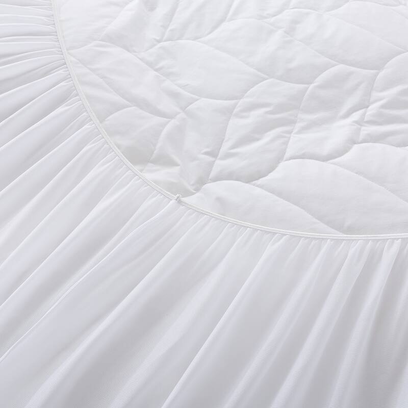 Waverly Cotton Quilted Dual Chamber 1.5 in. Feather Topper - White