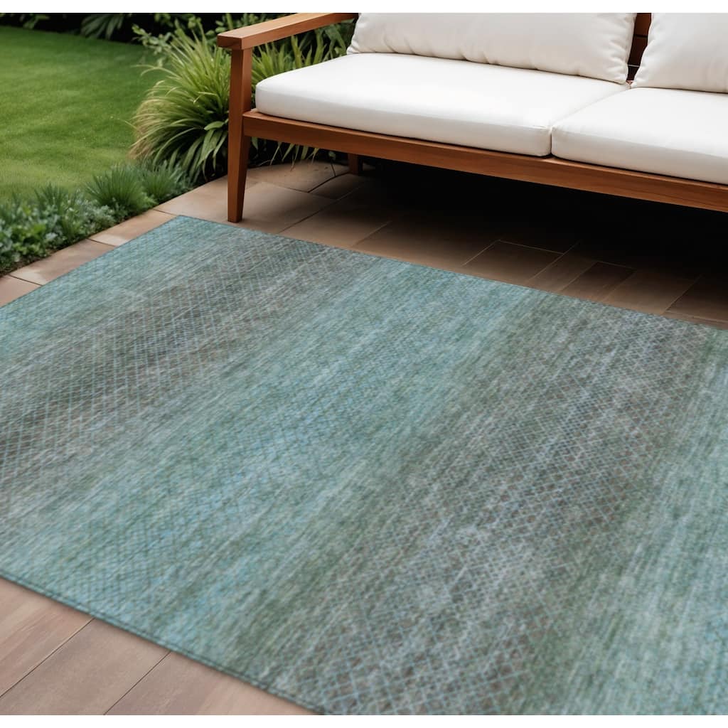 HomeRoots Geometric Transitional Rectangle Outdoor Rug