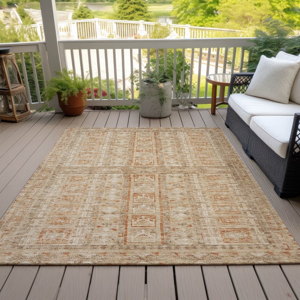 Machine Washable Indoor/Outdoor Global Traditional Chantille Rug