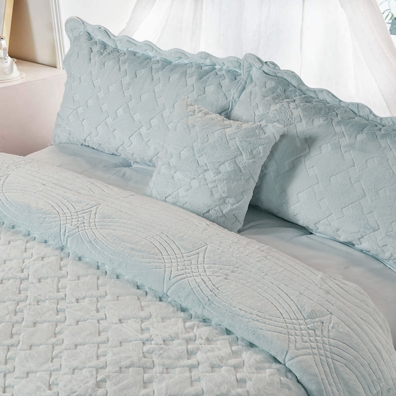 FauxFur Quilted Tatami 4-piece Bedspread Set