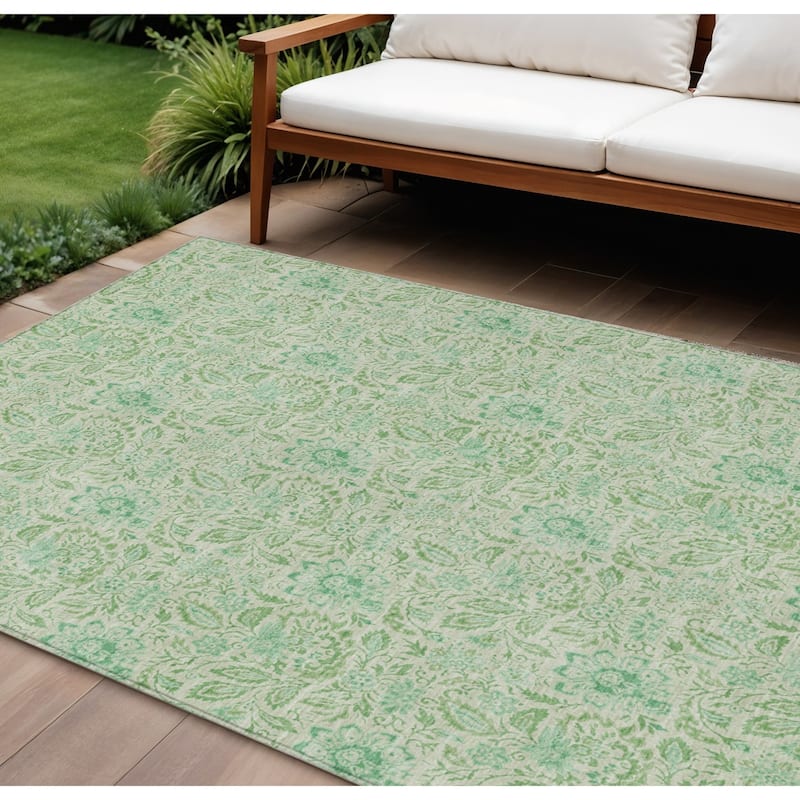 HomeRoots Floral Transitional Rectangle Outdoor Rug - 9' X 12'
