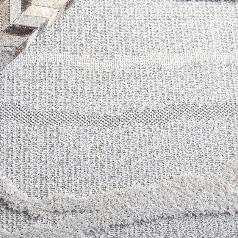 SAFAVIEH Trends Diana Modern Rug