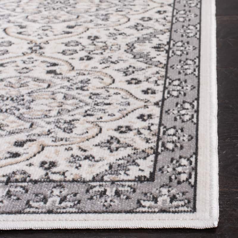 SAFAVIEH Montage Engeliene Indoor/ Outdoor Waterproof Patio Backyard Rug