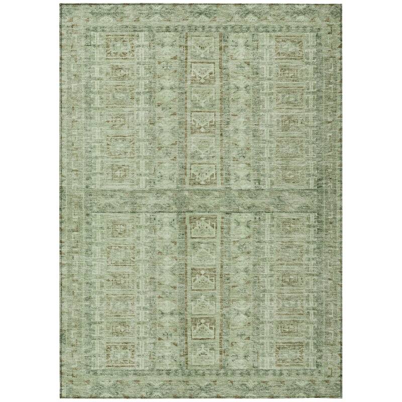 Machine Washable Indoor/Outdoor Global Traditional Chantille Rug