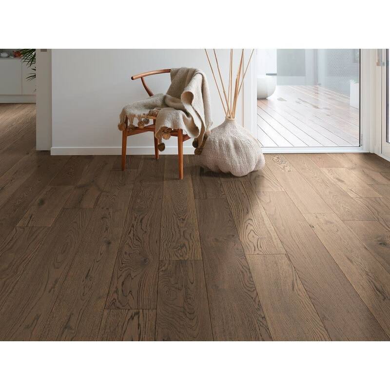 Shaw SW753 Utmost 8" Wide Wire Brushed Engineered White Oak Hardwood
